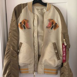 Alpha Industries tiger bomber